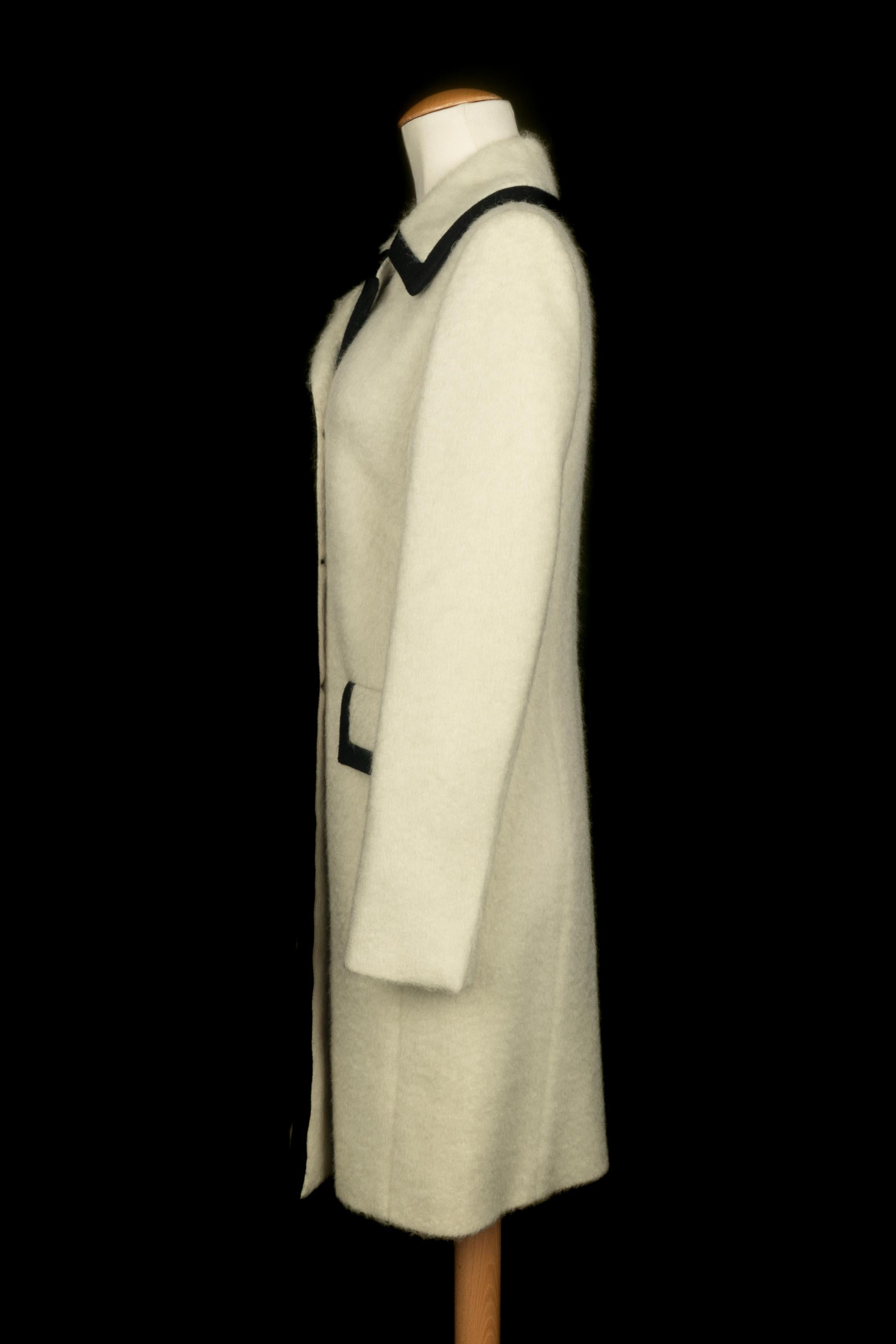 Cappotto Balenciaga 2011 in vendita 3