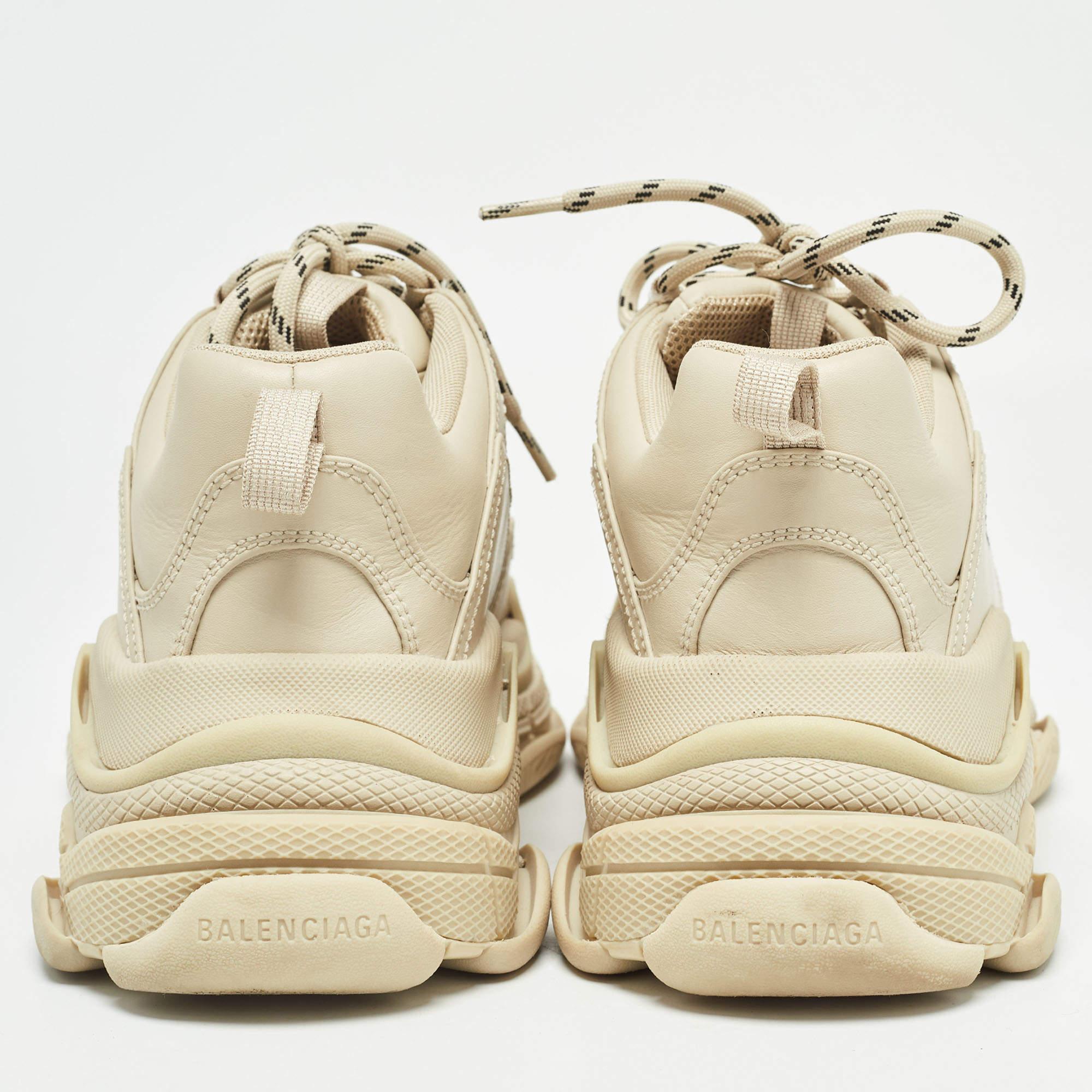 Men's Balenciaga Cream Faux Leather Triple S Sneakers Size 41