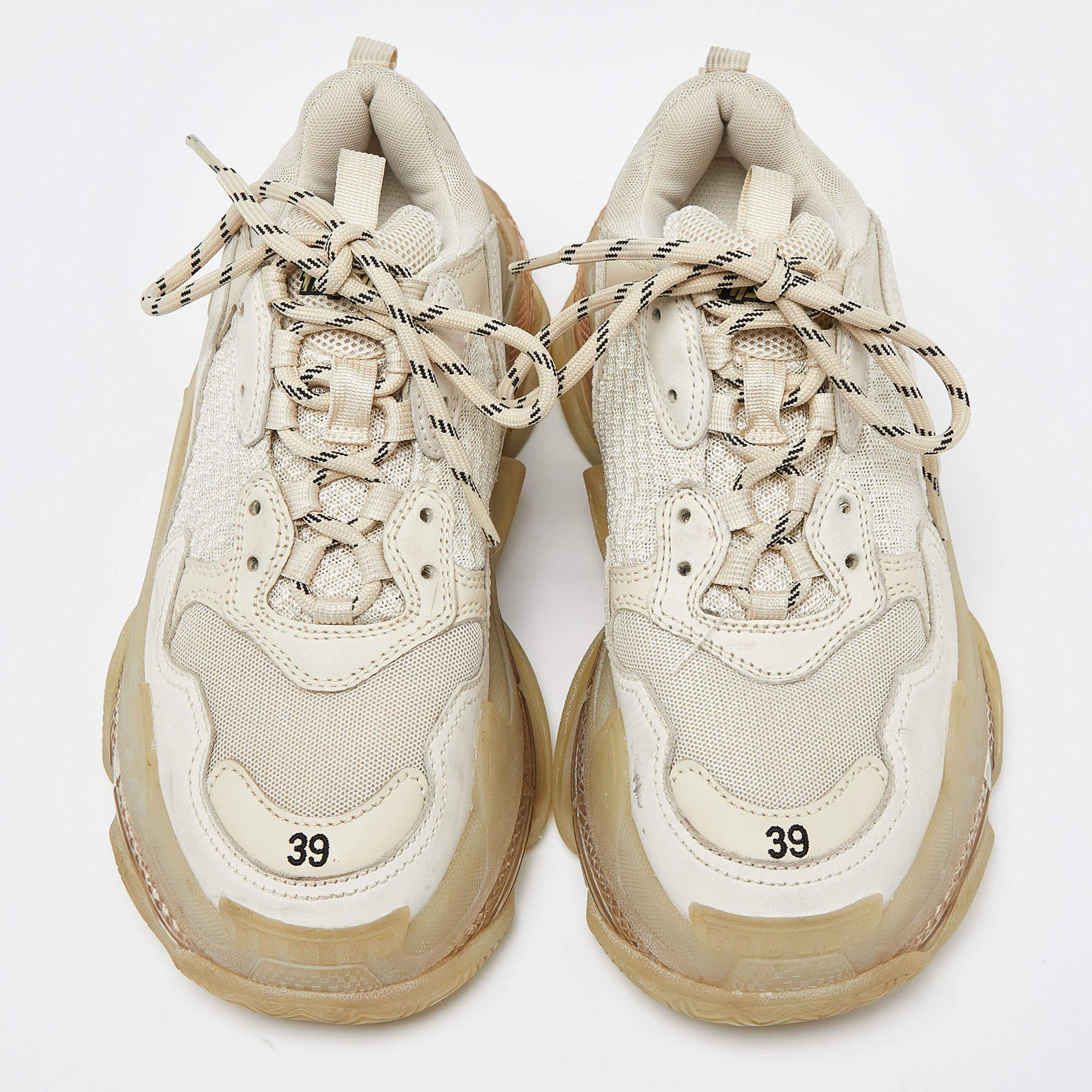 Women's Balenciaga Cream Leather and Mesh Triple S Clear Sole Sneakers Size 39 For Sale