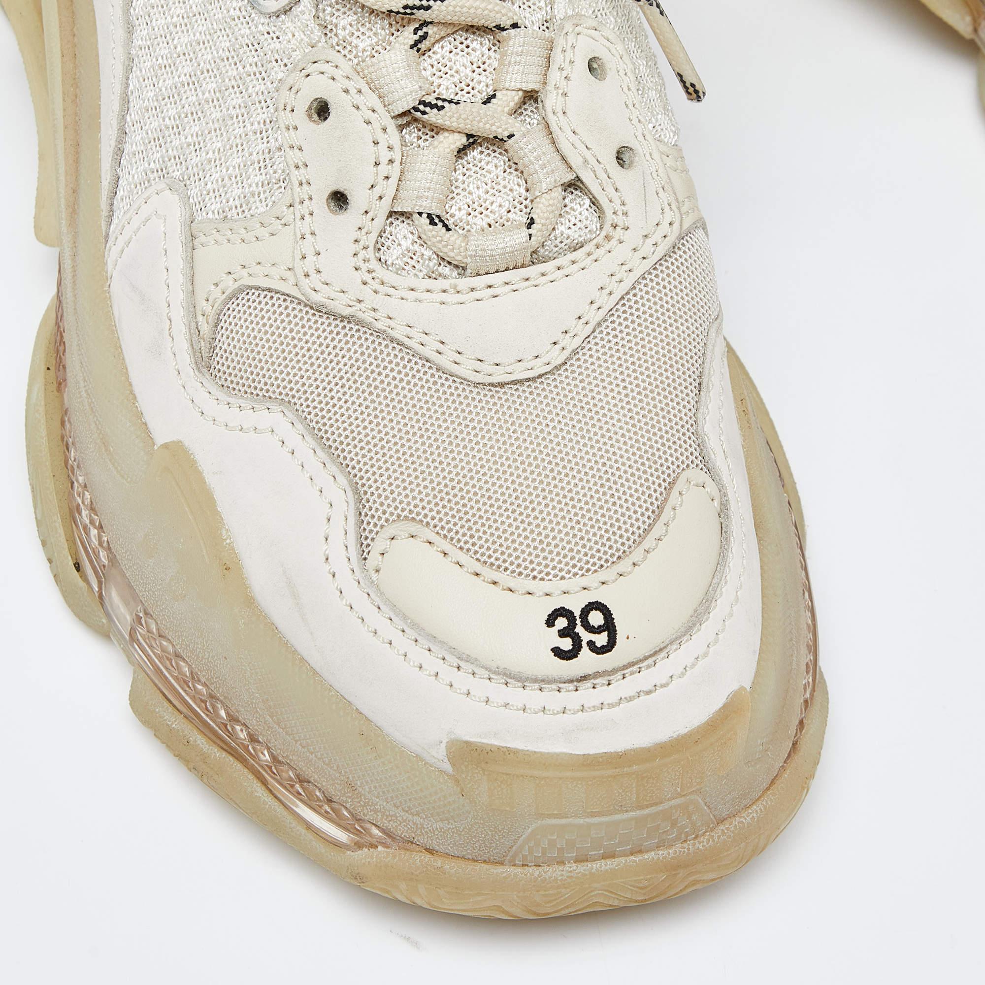 Balenciaga Cream Leather and Mesh Triple S Clear Sole Sneakers Size 39 For Sale 4