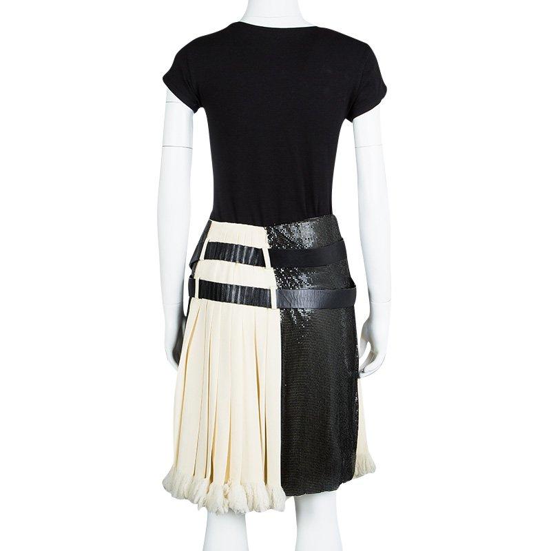 belt embellished skirt
