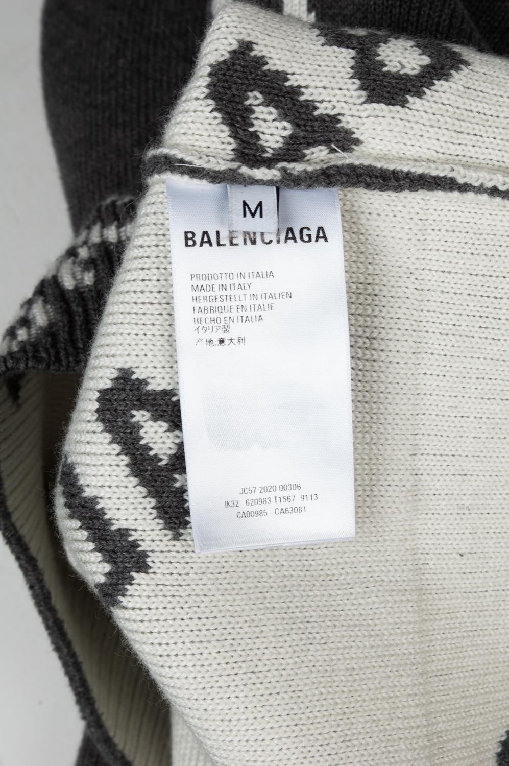 Men's Balenciaga Crew Neck Logo Men Sweater Size M, S628 For Sale