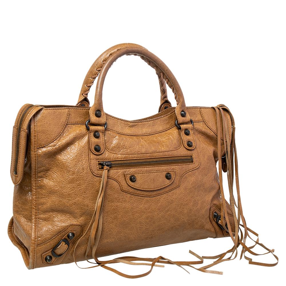 Balenciaga Kreuzkümmel Leder BH Motorrad Stadt Tasche im Zustand „Gut“ in Dubai, Al Qouz 2
