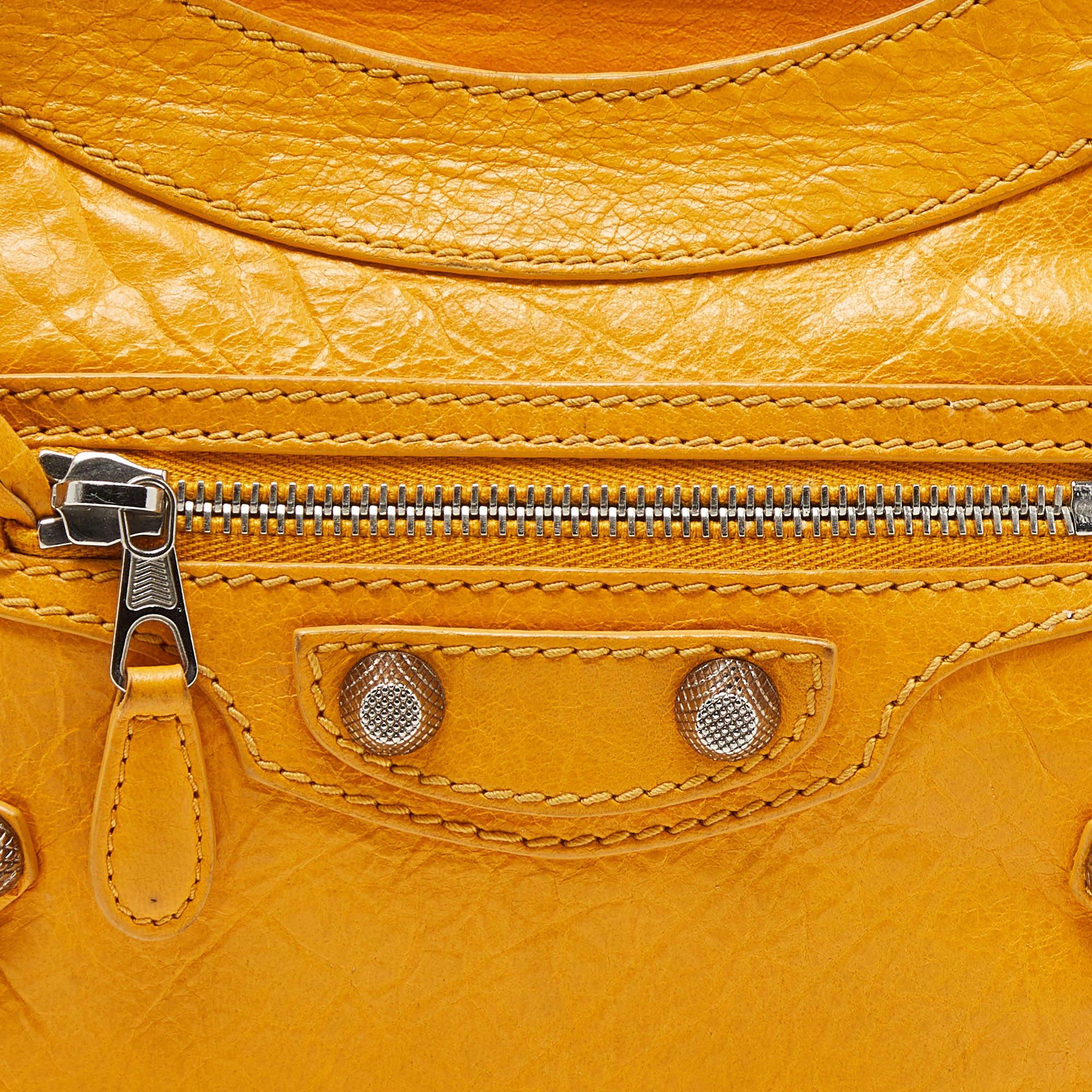 Women's Balenciaga Cumin Leather Classic Hip Crossbody Bag For Sale