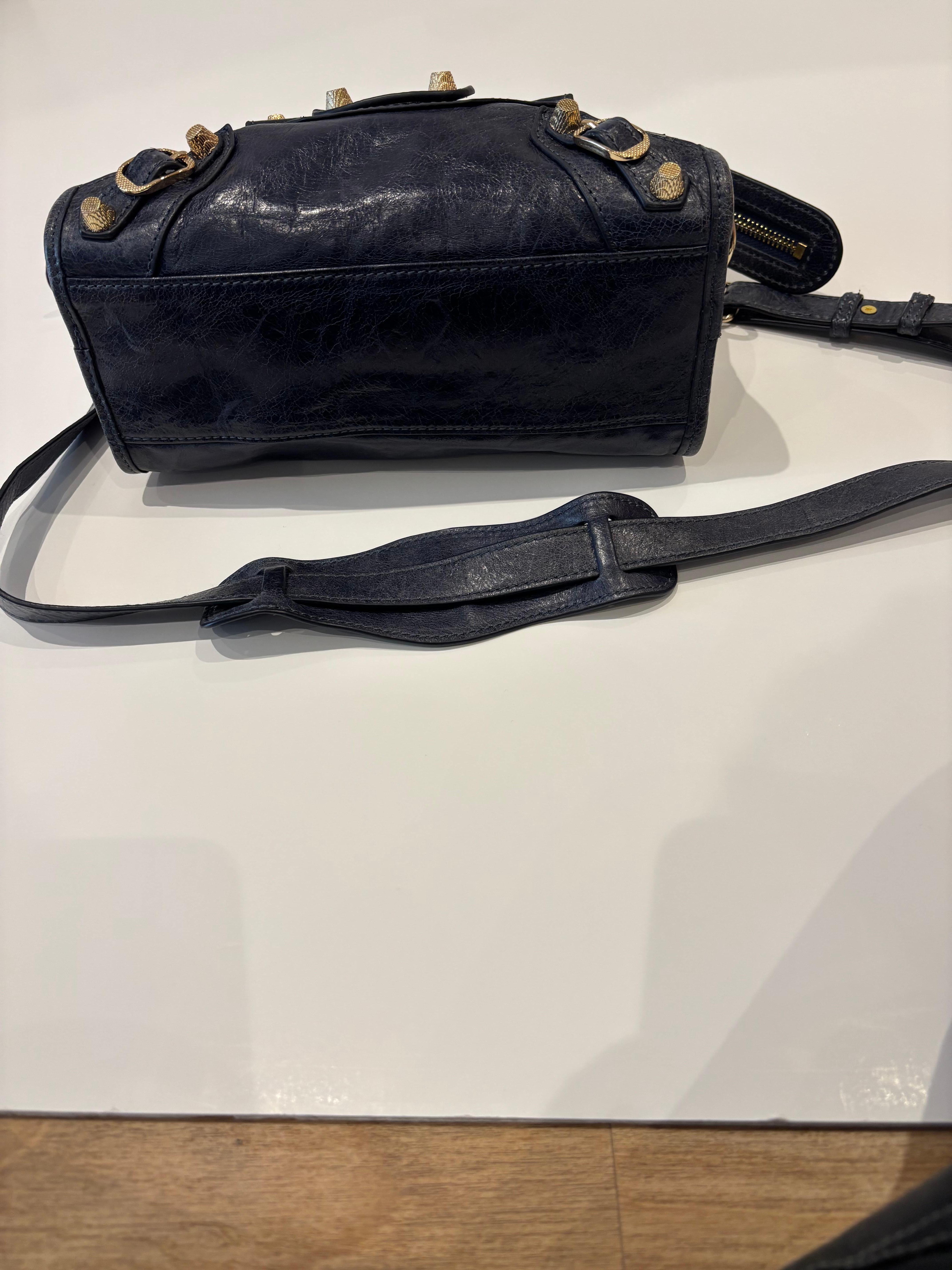 Balenciaga Dark Blue Aged Lambskin Classic Small City Bag w/Mirror For Sale 3