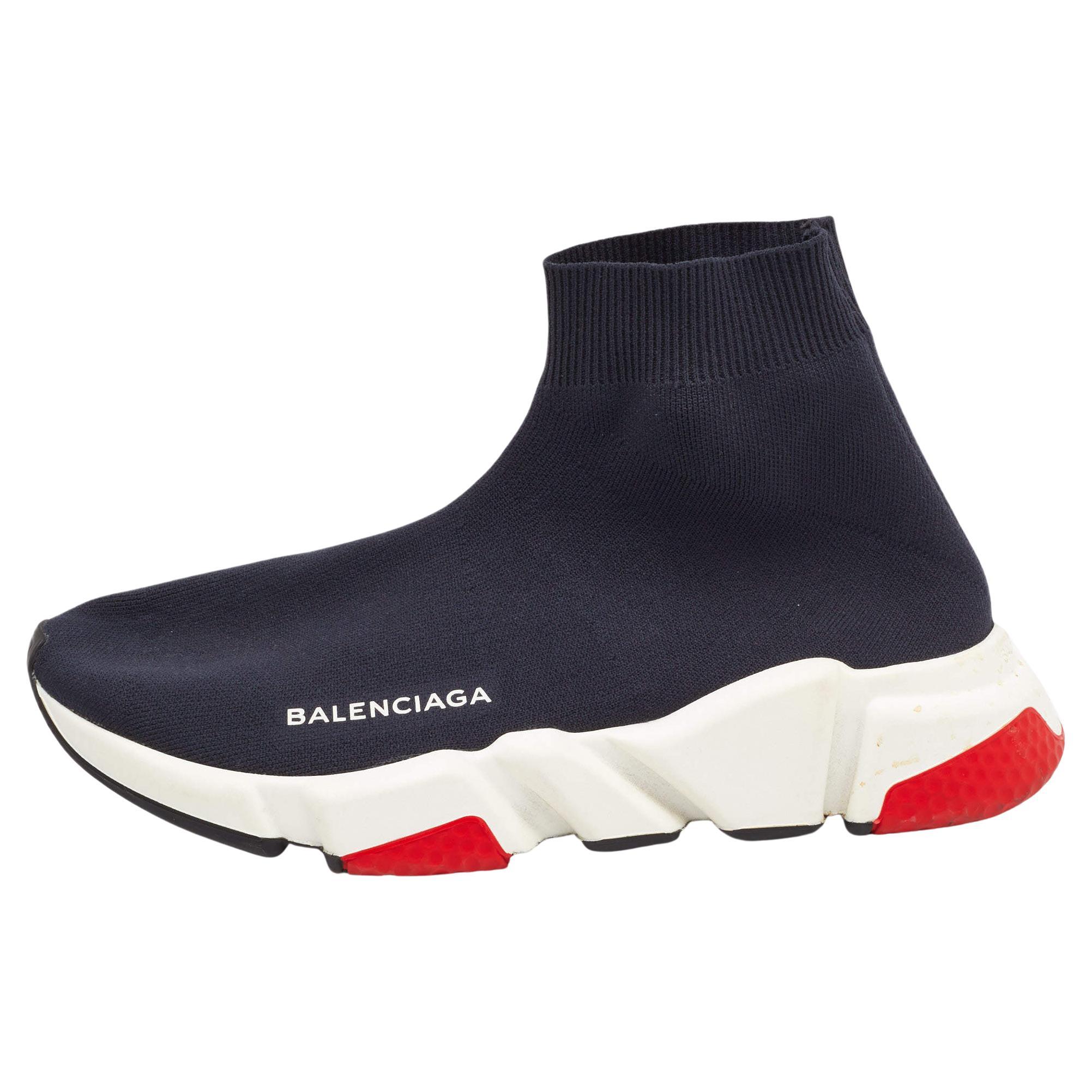 Balenciaga Sneakers Speed Trainer in maglia blu scuro taglia 37 in vendita  su 1stDibs