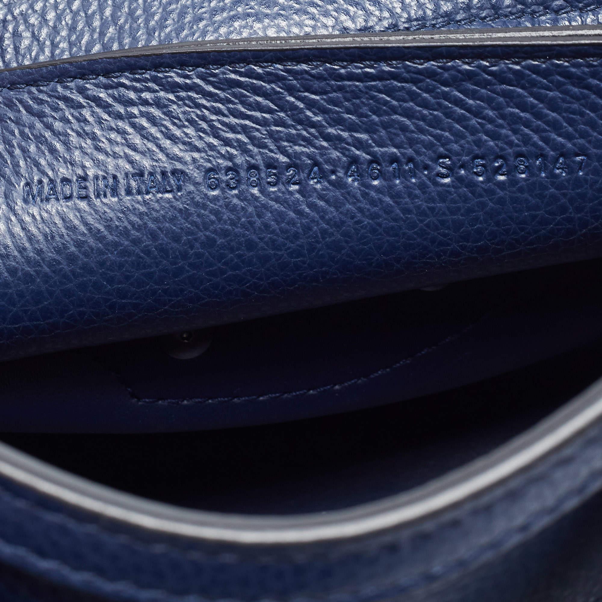Balenciaga Mini fourre-tout « Neo Classic City » en cuir bleu foncé en vente 3
