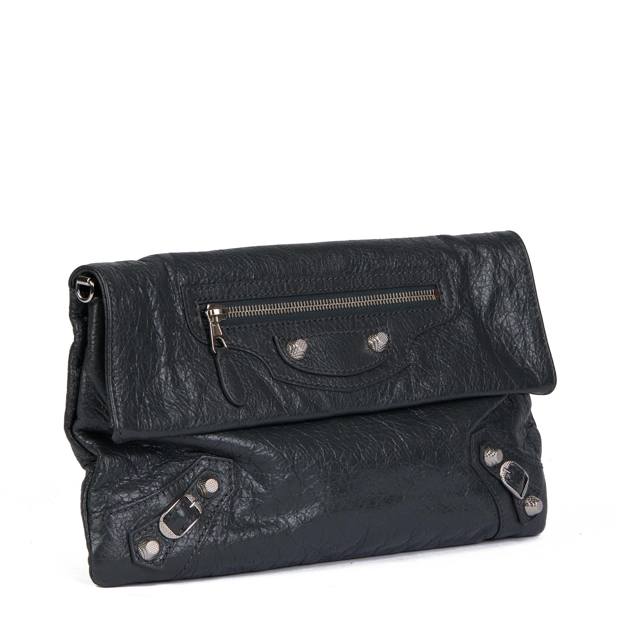 BALENCIAGA
Dark Grey Agneau Lambskin Envelope Shoulder Clutch

Xupes Reference: CB751
Serial Number: 327079-1110-F-525040
Age (Circa): 2010
Accompanied By: Balenciaga Dust Bag, Shoulder Strap, Mirror
Authenticity Details: Serial Stamp (Made in