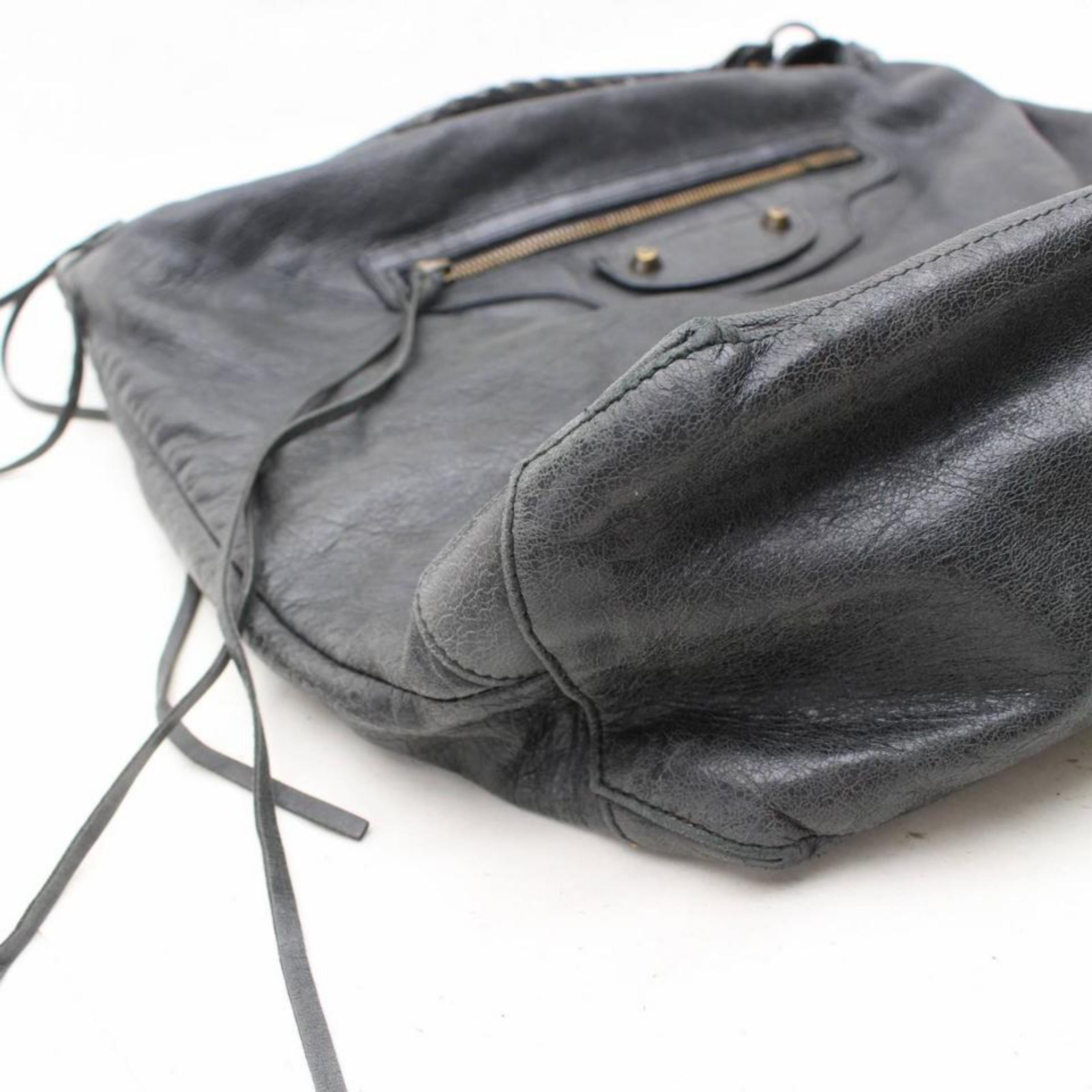 Balenciaga Day Hobo 867638 Black Leather Shoulder Bag For Sale 3