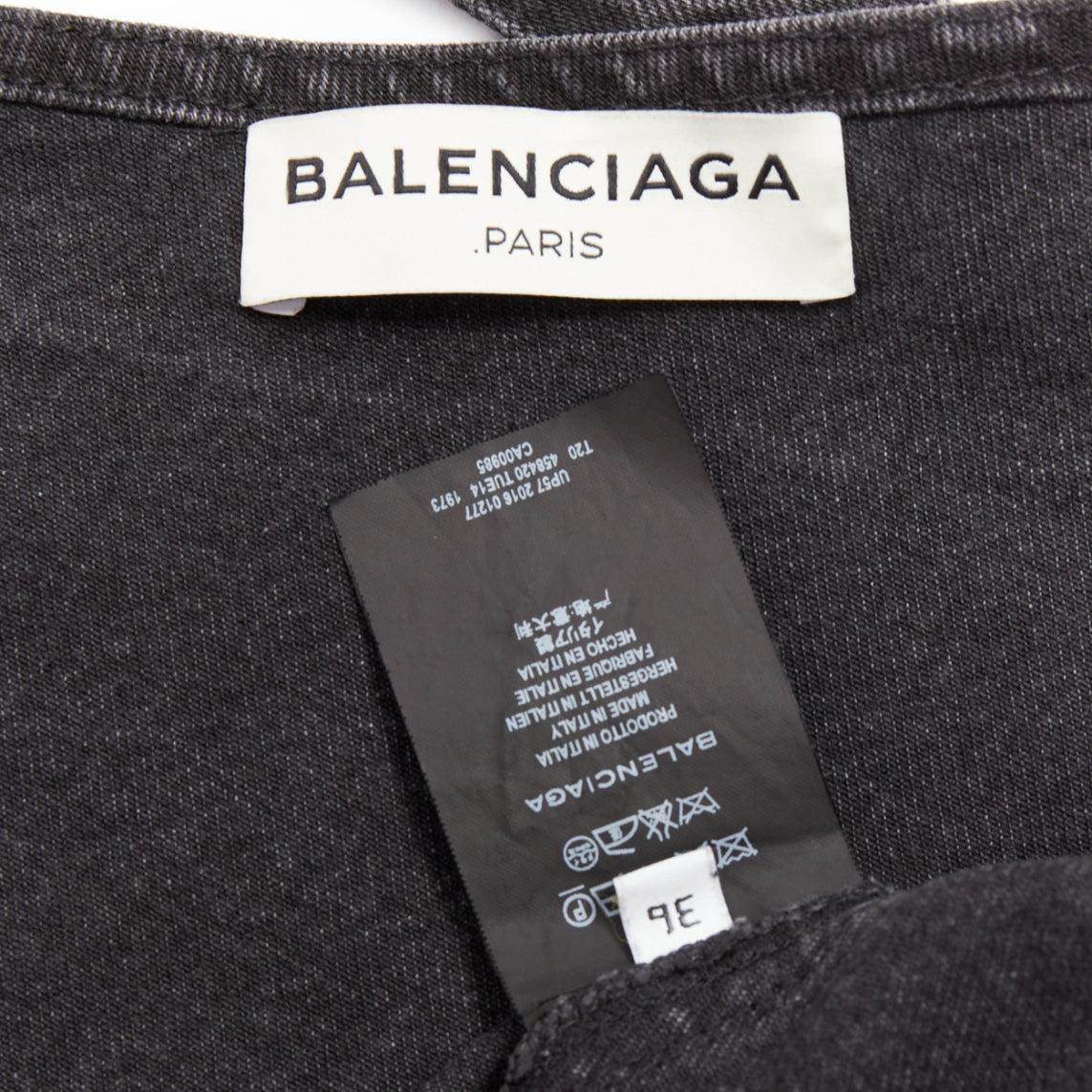 BALENCIAGA Demna 2016 tablier¬†top FR36 S en denim gris délavé à nouer sur le devant en vente 3