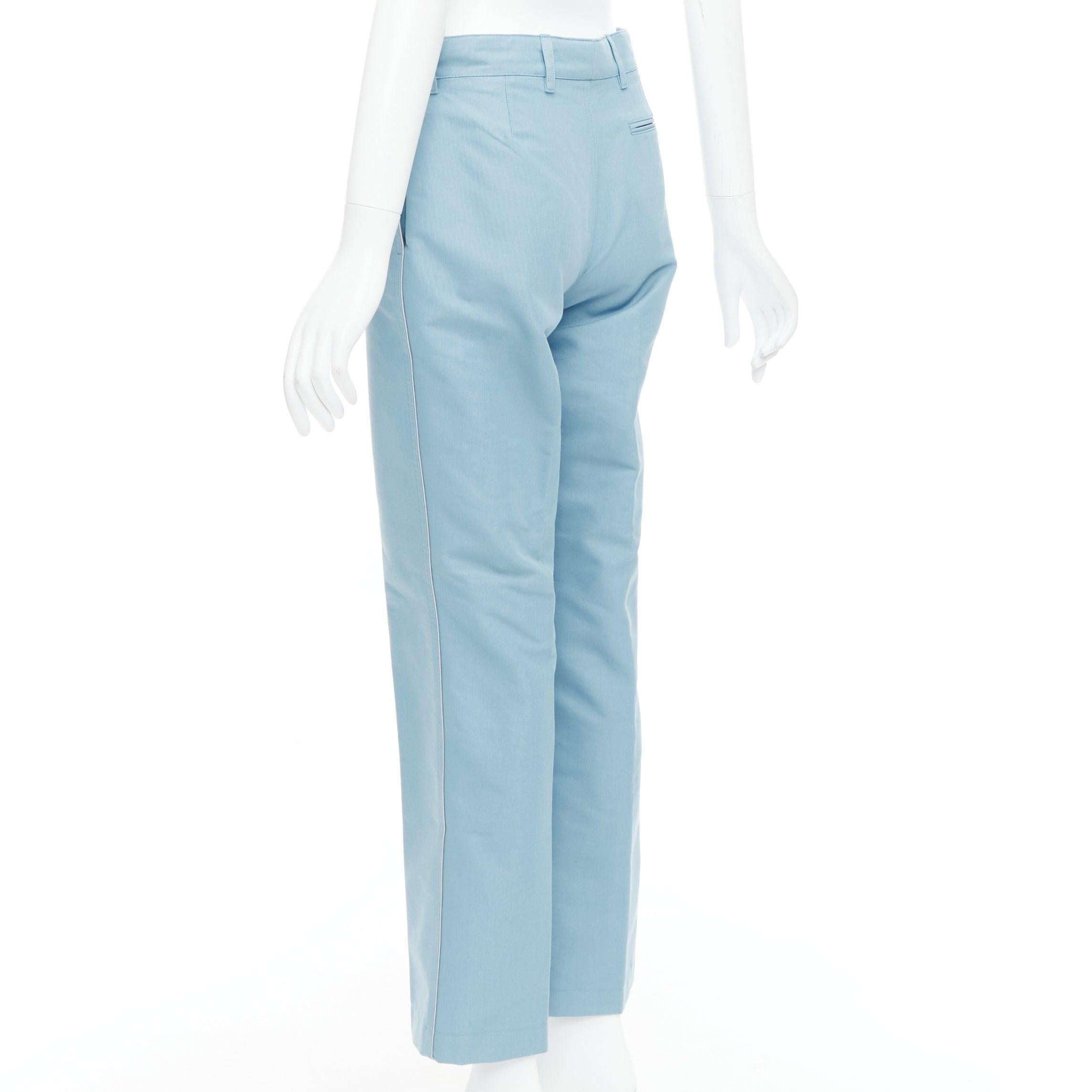 Balenciaga Demna 2017 pantaloni affusolati BB blu chiaro con logo in gomma FR34 XS in vendita 1