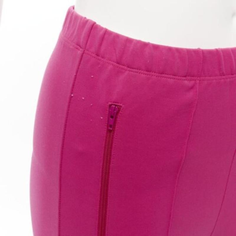 BALENCIAGA Demna 2017 - Pantalon de survêtement rose à poches zippées et à taille haute, FR36 S
Référence : BSHW/A00058
Marque : Balenciaga
Designer : Demna
Collection : 2017
MATERIAL : Viscose, mélange
Couleur : rose
Motif : Solide
Fermeture :