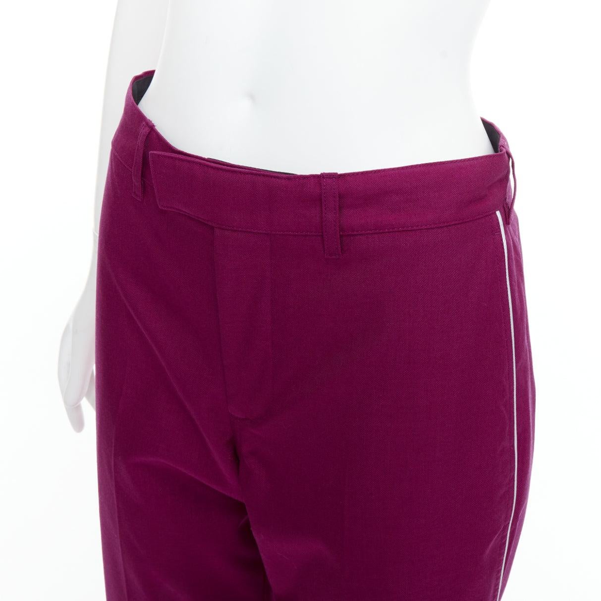 Balenciaga Demna 2017 pantaloni affusolati in gomma BB viola con logo FR34 XS in vendita 2