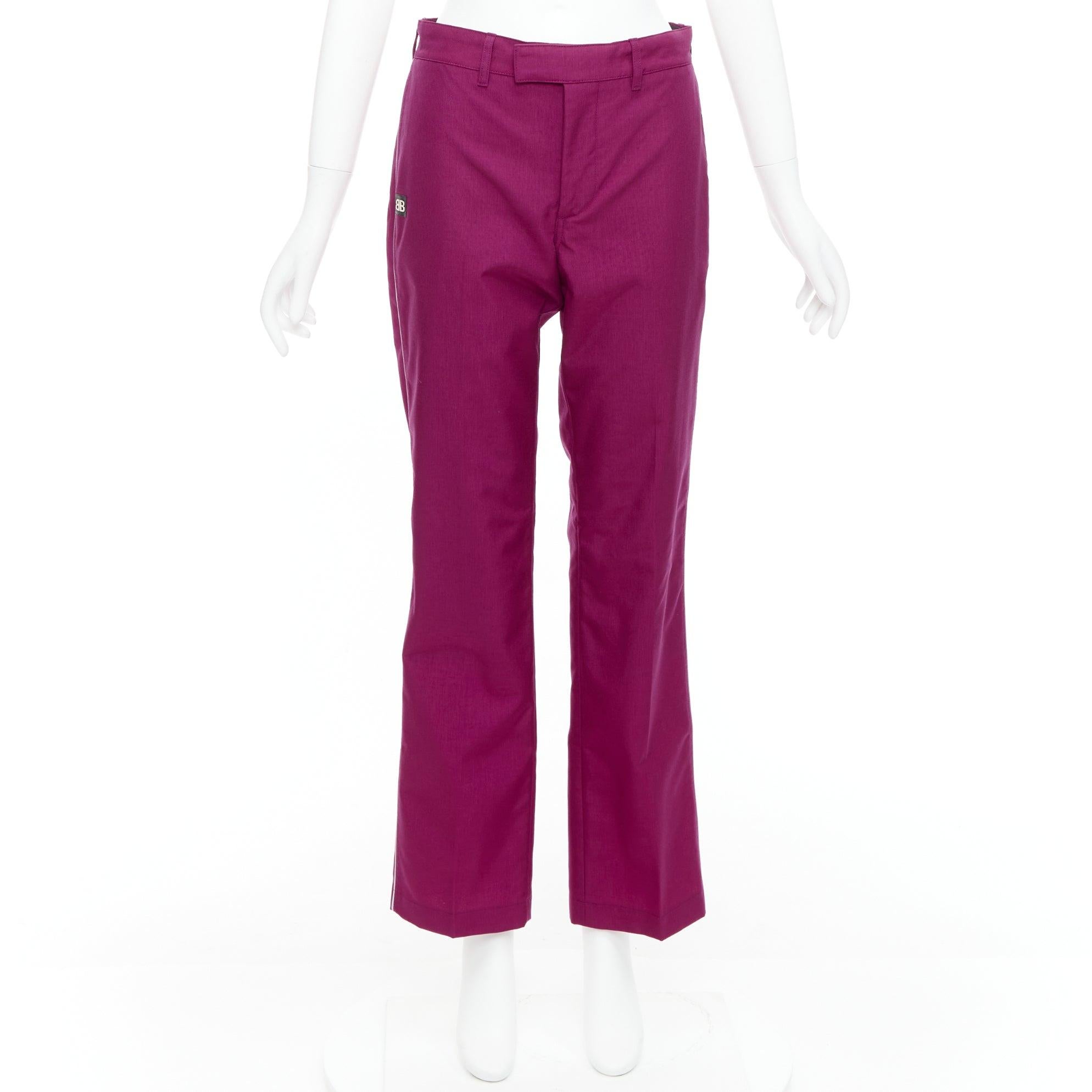 Balenciaga Demna 2017 pantaloni affusolati in gomma BB viola con logo FR34 XS in vendita 4