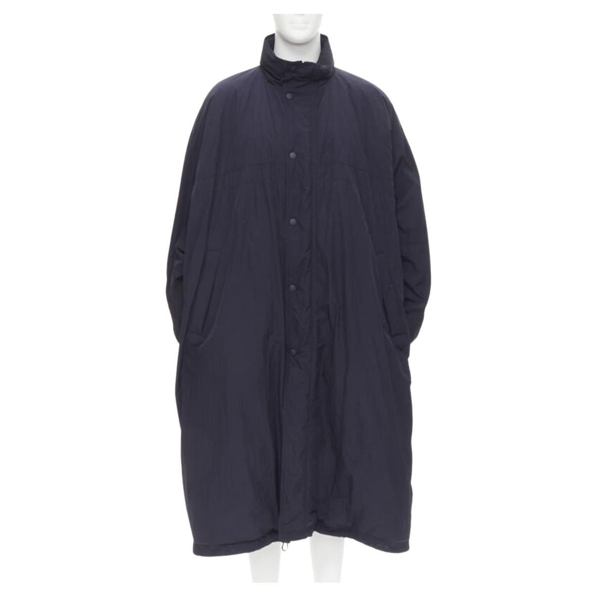 BALENCIAGA Demna 2018 navy blue padded logo cotton lined puffer coat IT46 XS For Sale