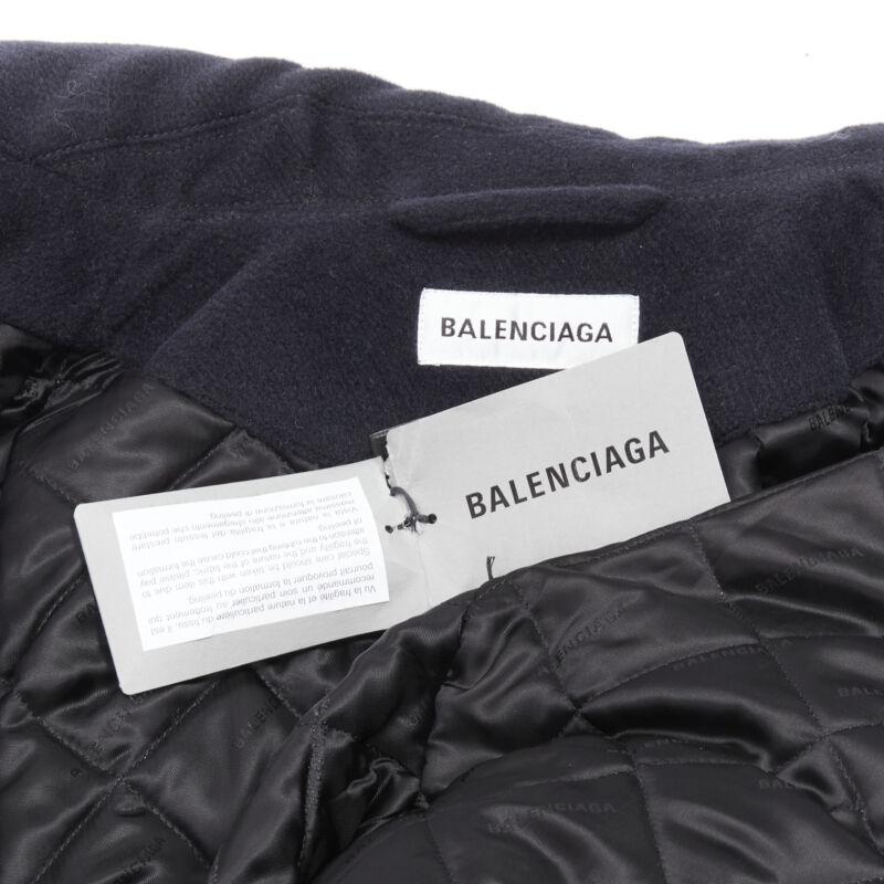 Balenciaga DEMNA 2019 cappotto cocoon con bottoni in oro antico e cammello, FR38 M. in vendita 4