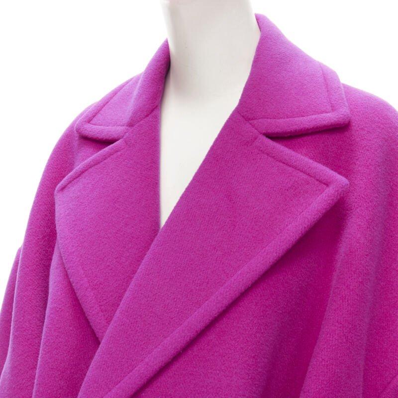 BALENCIAGA DEMNA 2019 pink camel hair wool oversized belt coat FR38 M
Reference: TGAS/C01422
Brand: Balenciaga
Designer: Demna
Material: Camel, Wool
Color: Pink
Pattern: Solid
Closure: Belt
Lining:  Cupro
Extra Details: Extremely oversized designed