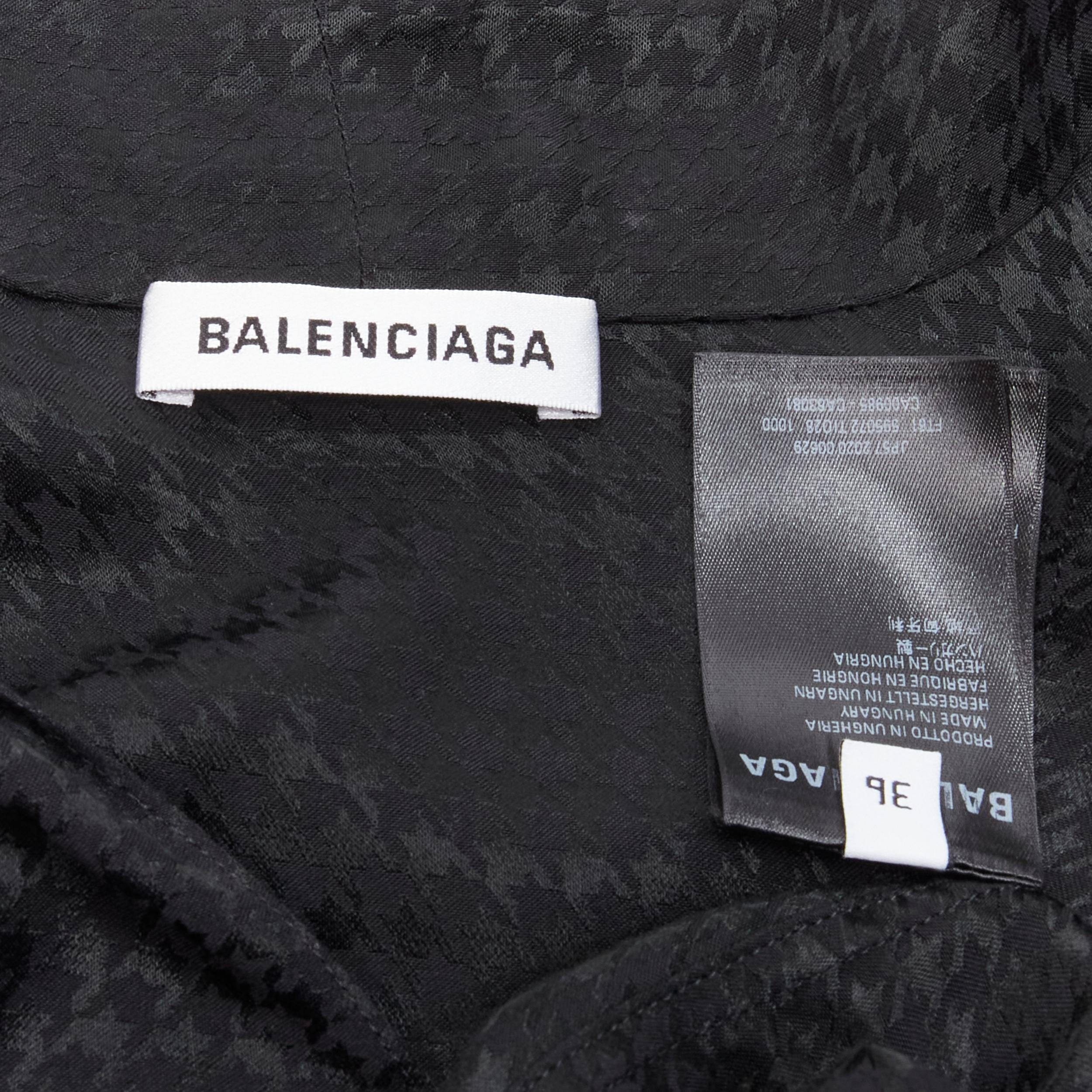 BALENCIAGA DEMNA 2020 Übergroße Bluse aus schwarzem Acetatkrepp mit Krawattenausschnitt FR36 S im Angebot 4