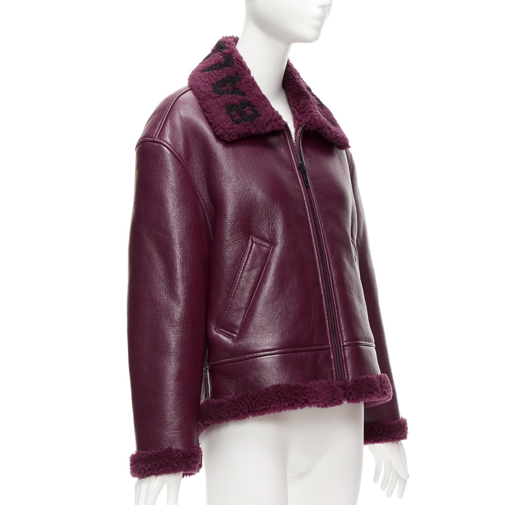 BALENCIAGA Demna 2020 bordeaux logo shearling cocooner veste Bombardier FR34 XS Pour femmes en vente