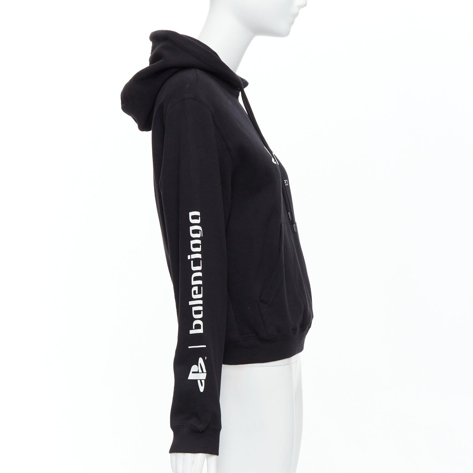 BALENCIAGA Demna 2021 black cotton PS5 logo fitted cropped hoodie M In New Condition For Sale In Hong Kong, NT