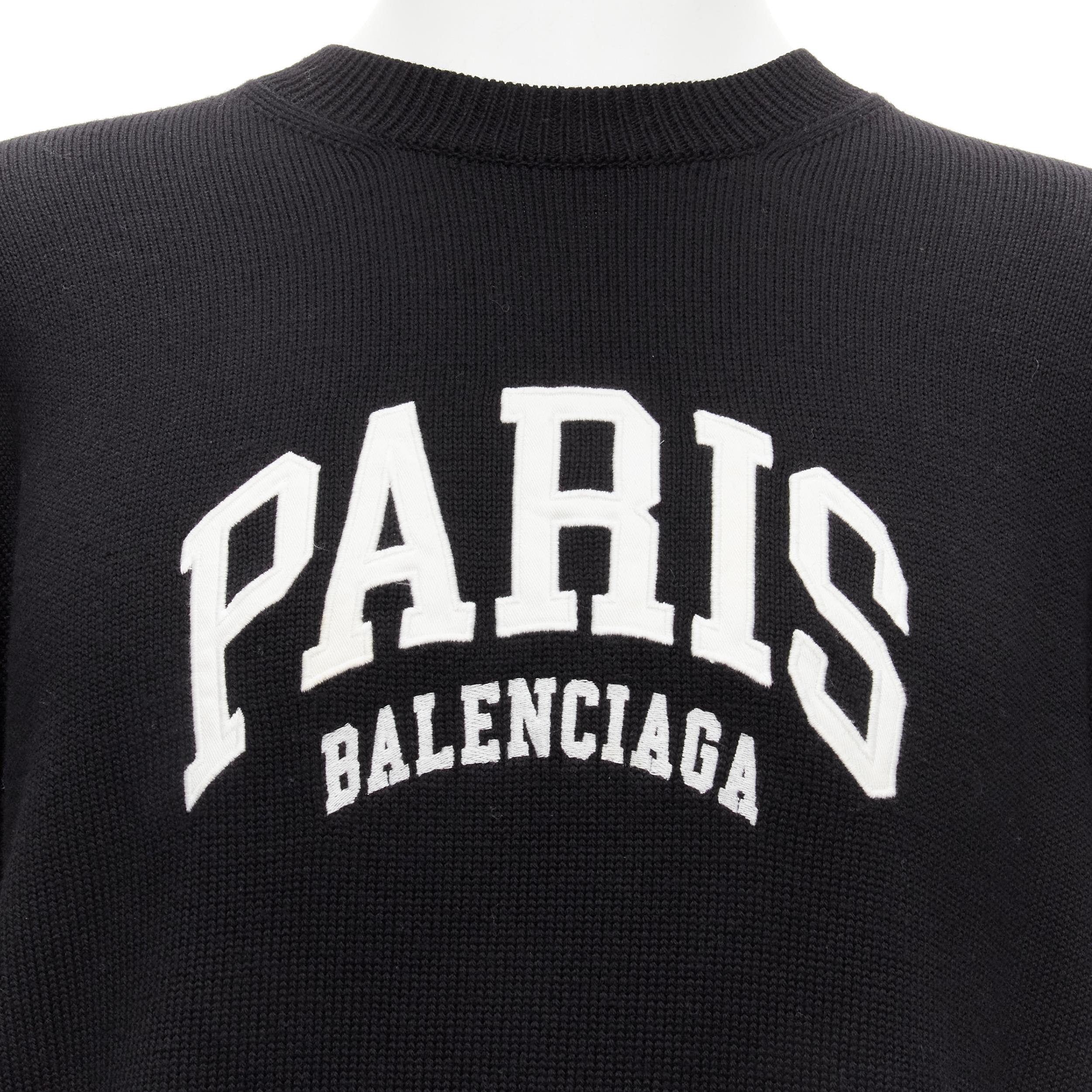 BALENCIAGA Demna 2021 Unisex Wardrobe Paris Cities black virgin wool sweater M
Reference: TGAS/C01939
Brand: Balenciaga
Designer: Demna
Collection: 2021 Cities
Material: Wool
Color: Black, White
Pattern: Solid

CONDITION:
Condition: Excellent, this