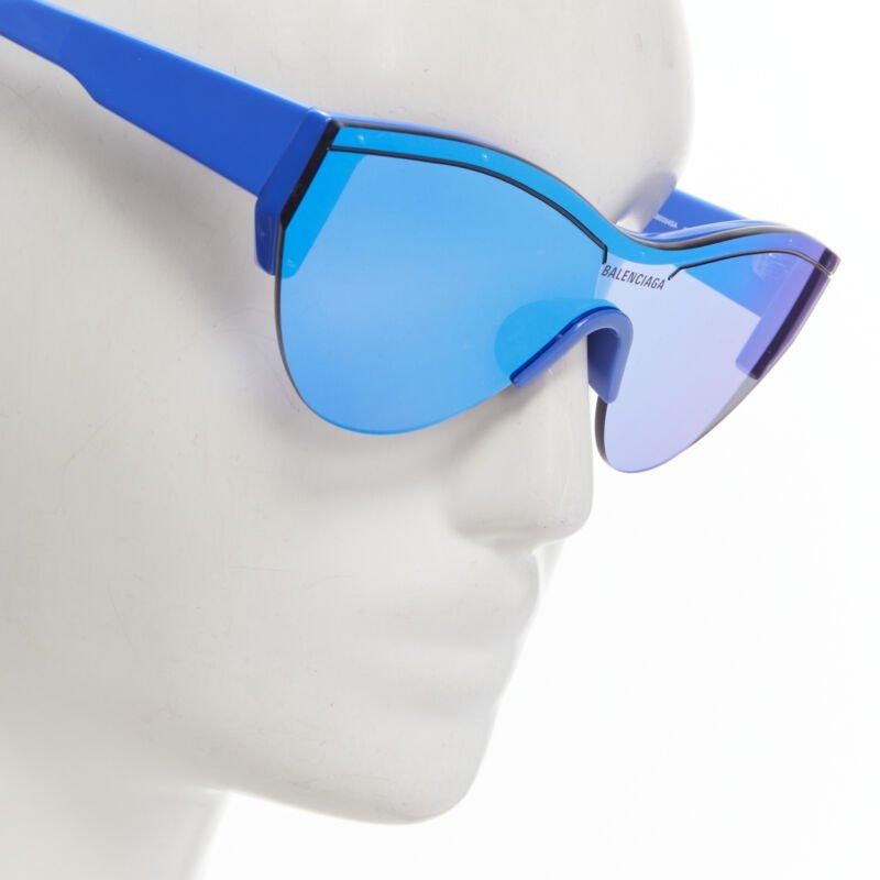 BALENCIAGA DEMNA - Lunettes de soleil à monture temple en acétate réfléchissant bleu BB0004SA
Référence : ANWU/A00084
Marque : Balenciaga
Designer : Demna
Modèle : BB0004SA
MATERIAL : Acétate
Couleur : Bleu
Motif : Solide
Fabriqué en :