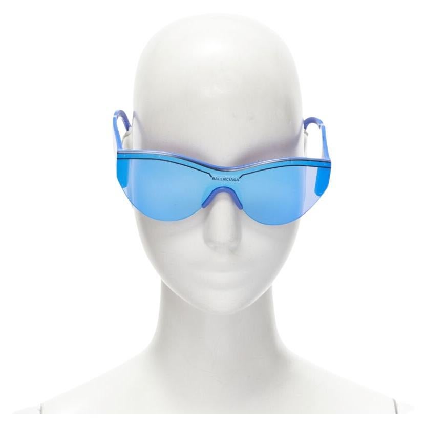 BALENCIAGA DEMNA BB0004SA occhiali da sole con aste in acetato blu specchiato e riflettente