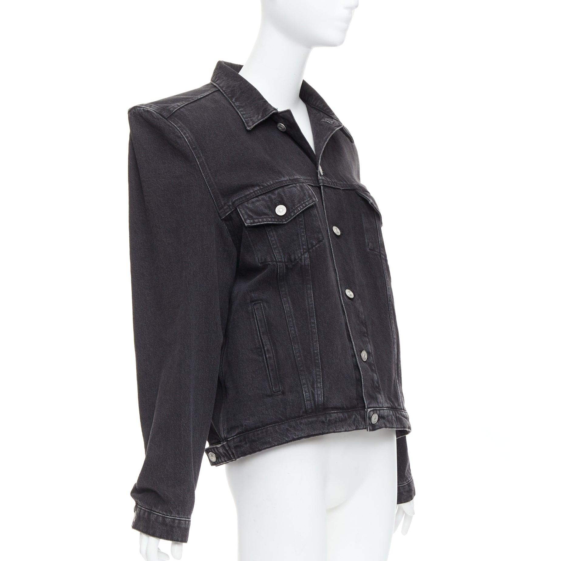 BALENCIAGA Demna vaquero gris lavado power shoulder chaqueta boxy FR38 en Excelente estado para la venta en Hong Kong, NT