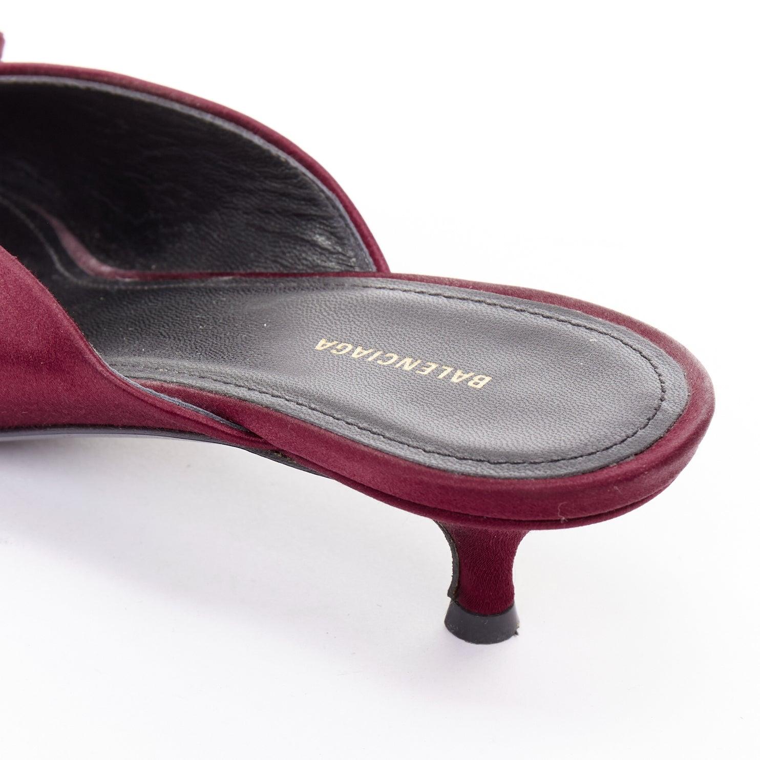 BALENCIAGA Demna Knife Mules burgundy satin bow pointy kitten heels EU38.5 in vendita 3