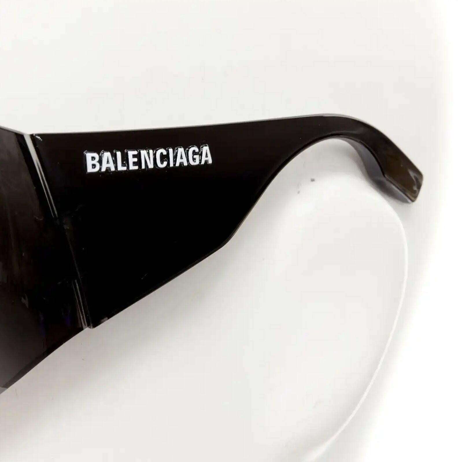 Balenciaga DEMNA Maschera da passerella Farfalla nera scudo occhiali da sole Kardashian In condizioni Nuovo in vendita a Hong Kong, NT