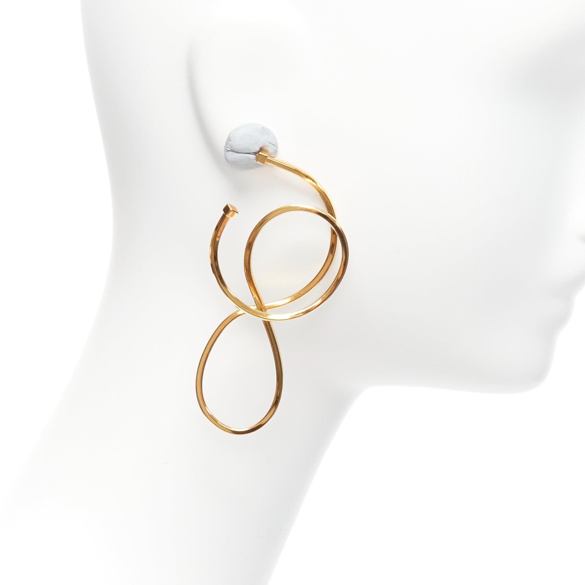 BALENCIAGA Demna Swirl Drop gold dangling statement earrings Pair In Excellent Condition In Hong Kong, NT
