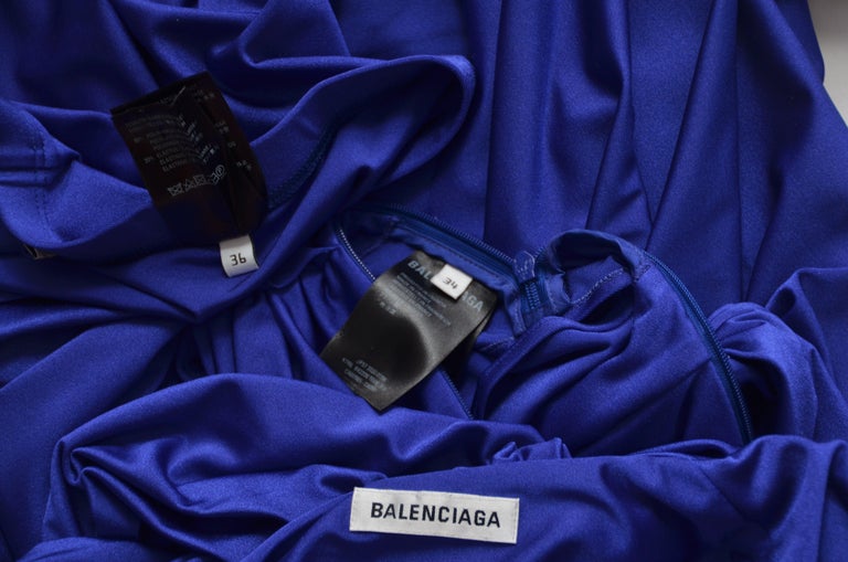 Balenciaga Dress With Gloves And Leggings Seen On Kim Kardashian at 1stDibs  | balenciaga glove dress, balenciaga blue dress kim kardashian, blue  balenciaga dress
