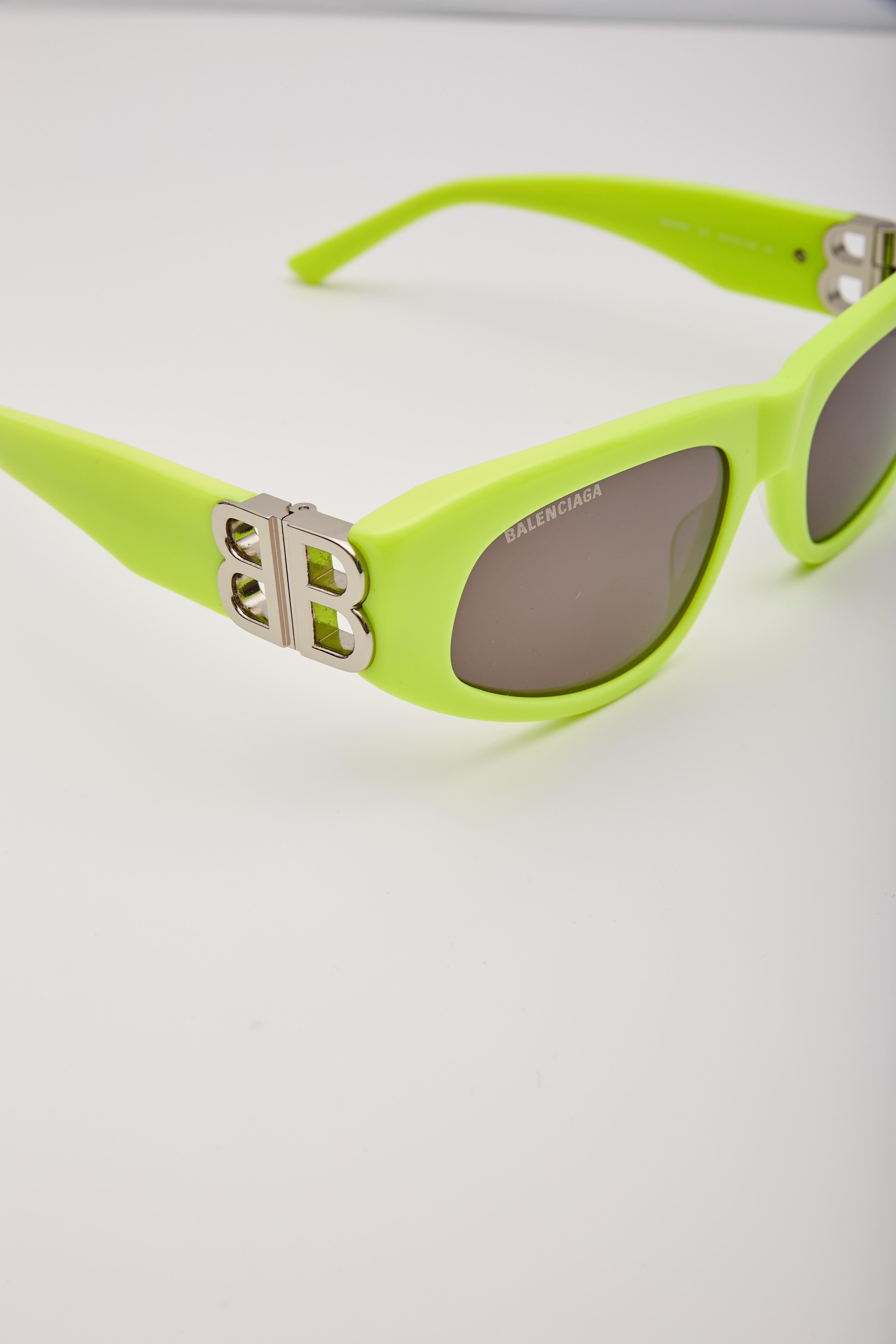 Balenciaga Dynasty Bb Rectangle Acetate Neon Yellow Sunglasses For Sale 4