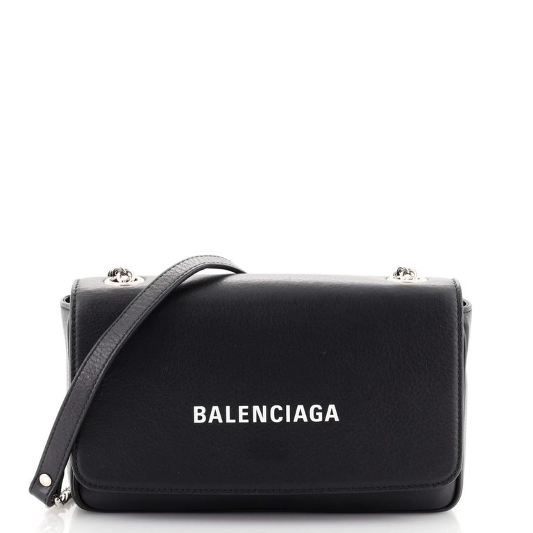 balenciaga everyday chain wallet