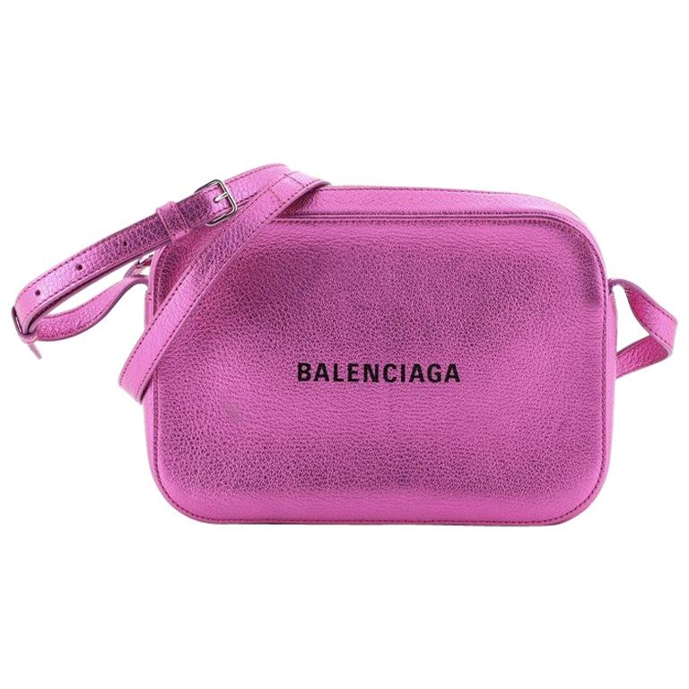 balenciaga everyday crossbody bag