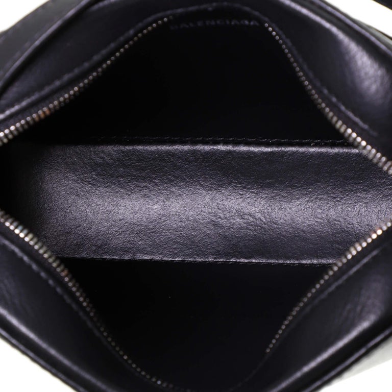 Balenciaga Everyday Top Handle Camera Bag Leather XS For Sale at 1stDibs