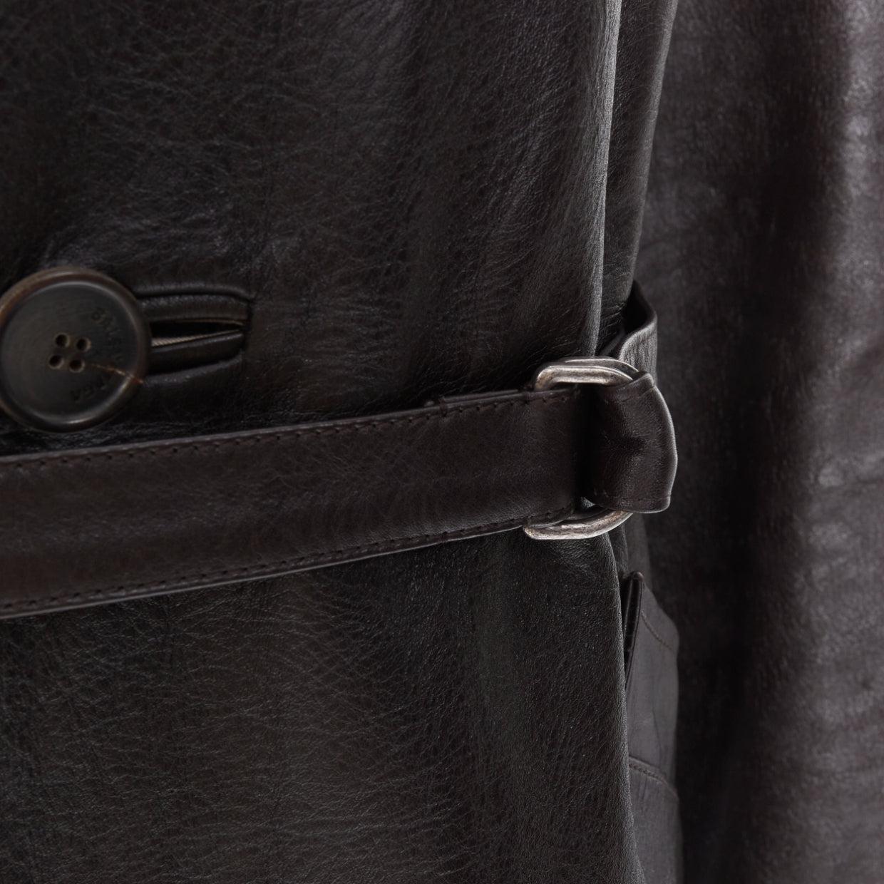 BALENCIAGA Faux manteau ceinturé trench en cuir noir beige M en vente 5