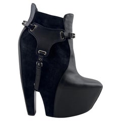 Balenciaga Fall 2006 RUNWAY by Nicolas Ghesquière Black Harness Ankle Boots