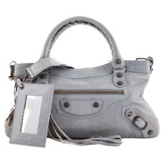 Balenciaga First Classic Nietentasche aus Leder