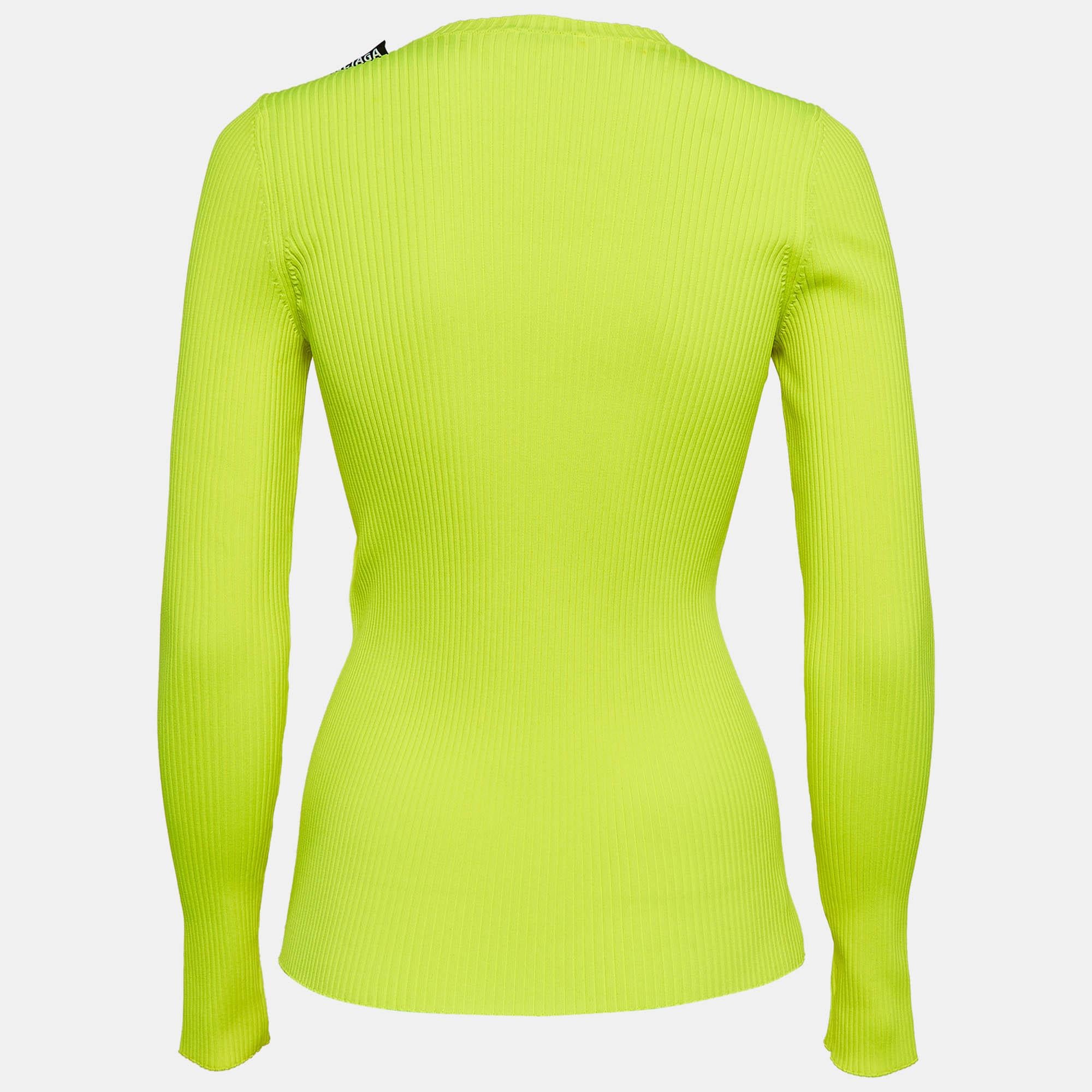 How fabulous does this designer sweater look It is made of fine materials and features long sleeves. Pair it with pants and sneakers for a cool look.