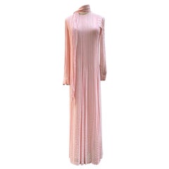 Balenciaga Foulard rosa langes Kleid
