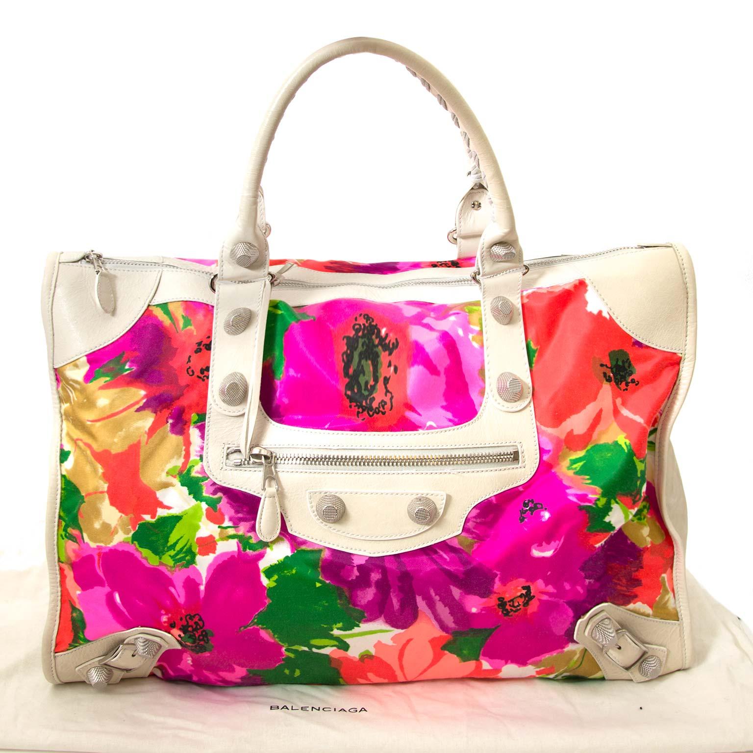 Balenciaga Giant 21 Flower Weekender Bag For Sale at 1stDibs | balenciaga  giant weekender, balenciaga flower bag