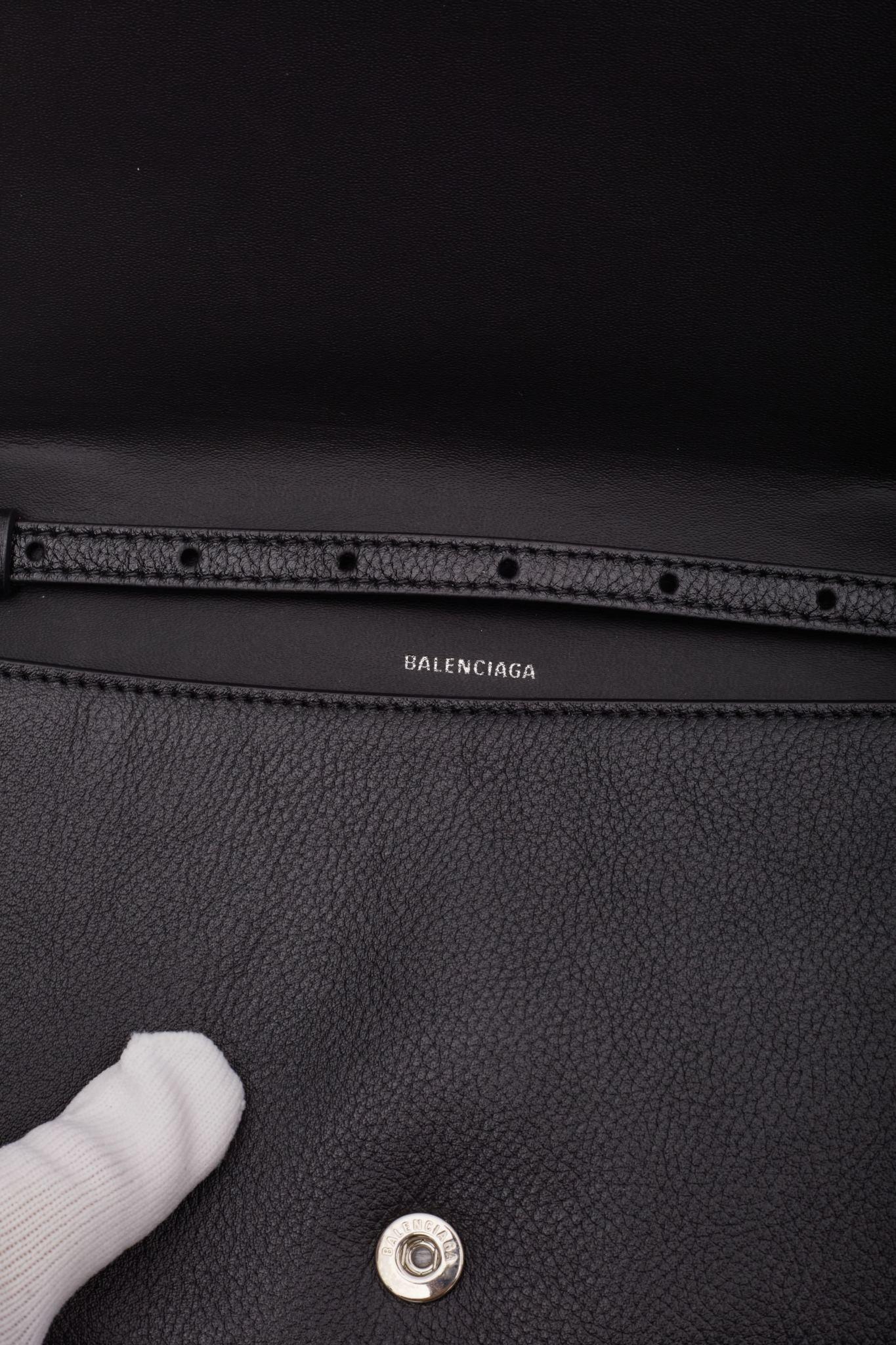 Balenciaga Grained Calfskin Black Wallet Phone Holder Bag For Sale 6