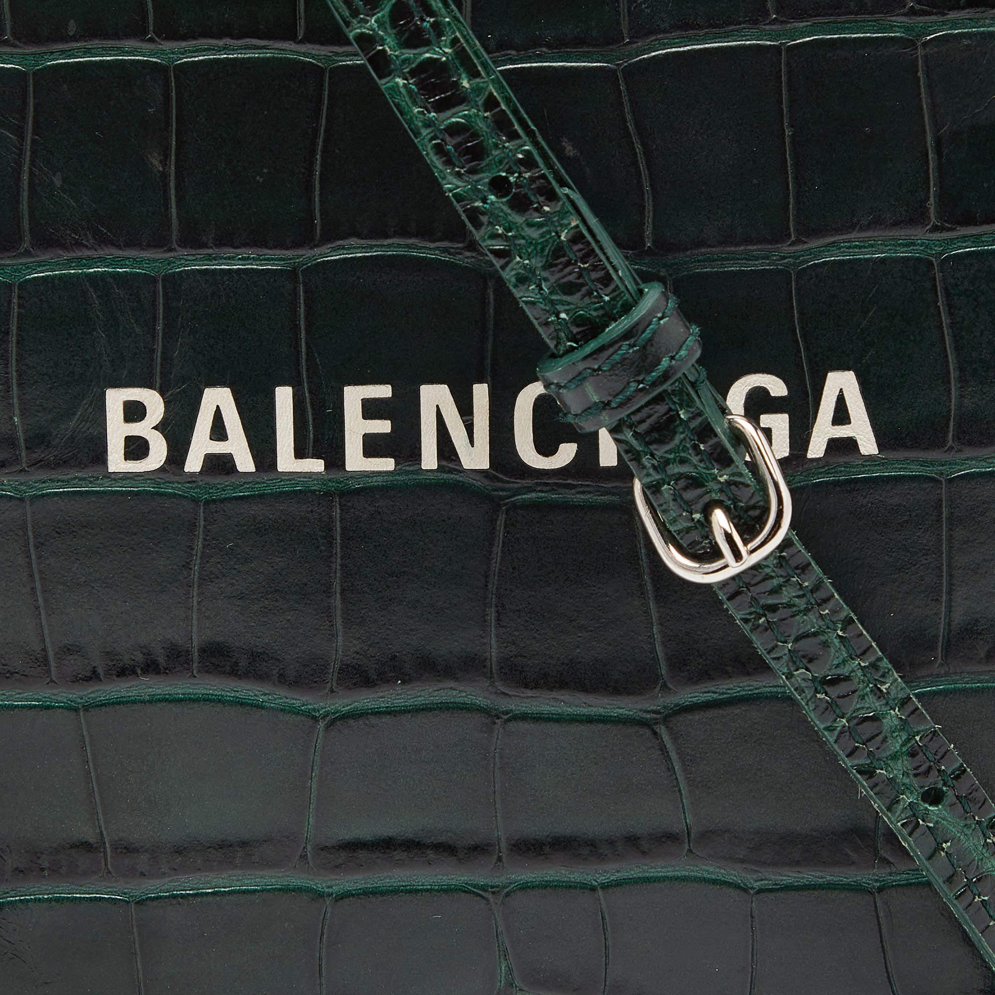 Balenciaga Green/Black Croc Embossed Leather Phone Crossbody Bag For Sale 6