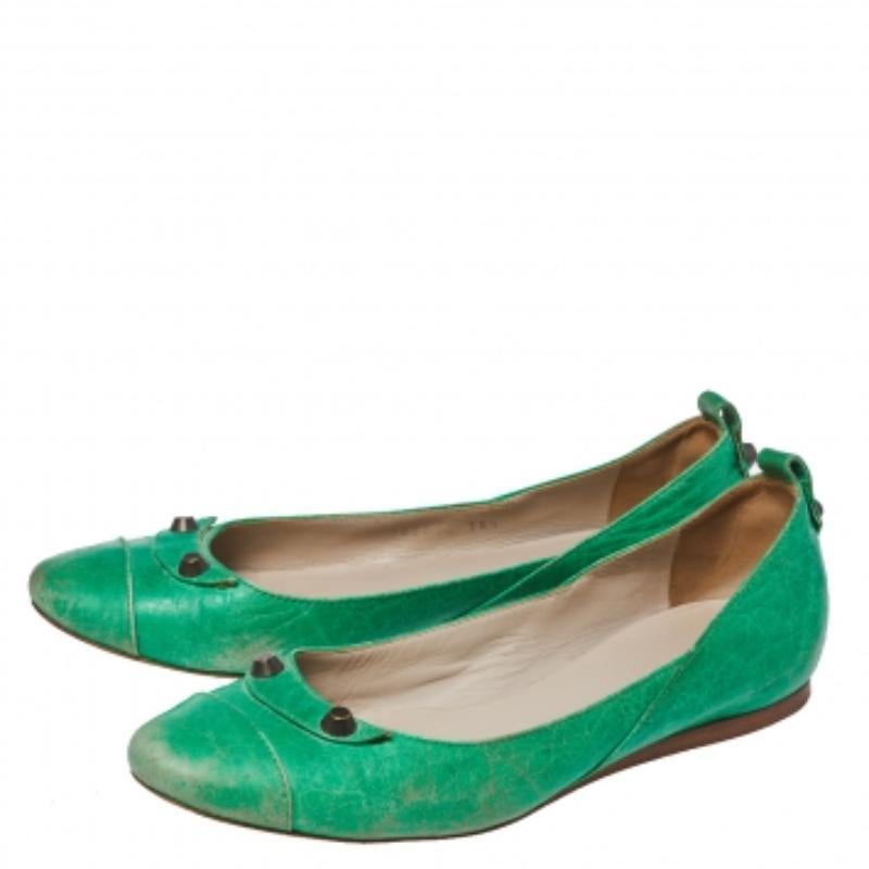 Balenciaga Green Leather Arena Studded Ballet Flats Size 38.5 For Sale 2