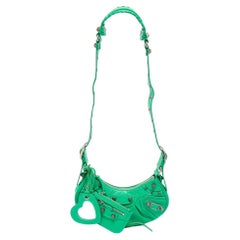 Balenciaga - Sac Hobo Le Cagole en cuir vert XS