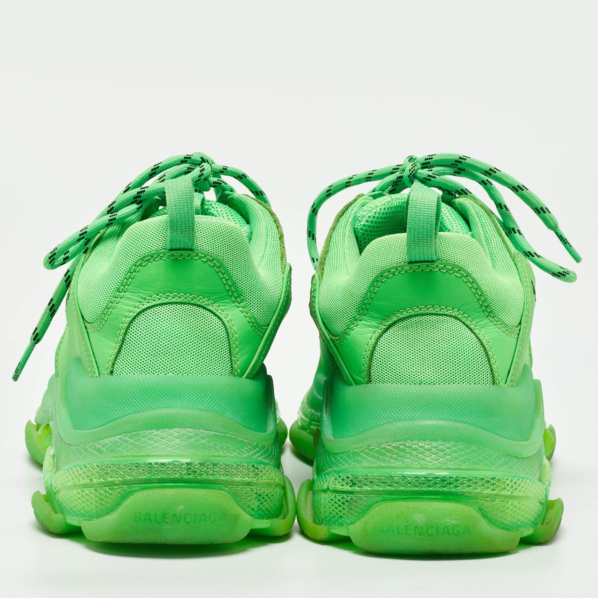Balenciaga Green Mesh and Leather Triple S Clear Sneakers  In Good Condition In Dubai, Al Qouz 2