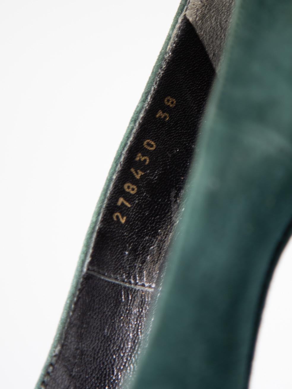 Balenciaga Green Pointed Toe Suede Pumps Size IT 38 en venta 1