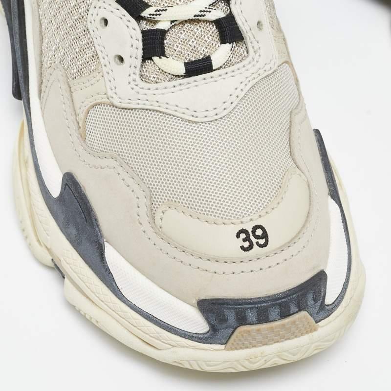 Balenciaga Grey/Black Nubuck Leather and Mesh Triple S Sneakers Size 39 5
