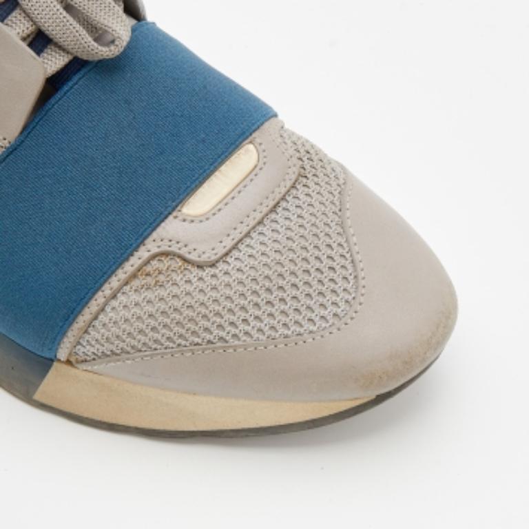 Balenciaga, scarpe da ginnastica Race Runner in pelle grigio/blu, taglia 36 in vendita 3